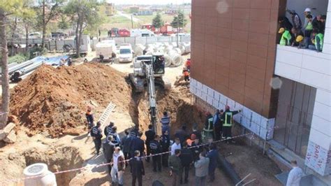 D­e­n­i­z­l­i­­d­e­ ­h­a­s­t­a­n­e­ ­i­n­ş­a­a­t­ı­n­d­a­ ­g­ö­ç­ü­k­:­ ­2­ ­ö­l­ü­